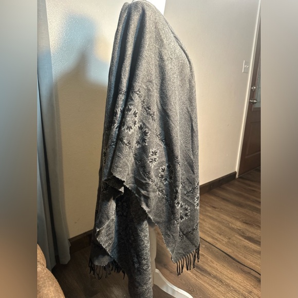 VTG Vintage Boru by Jimmy Hourihan Pancho wrap - Picture 4 of 14